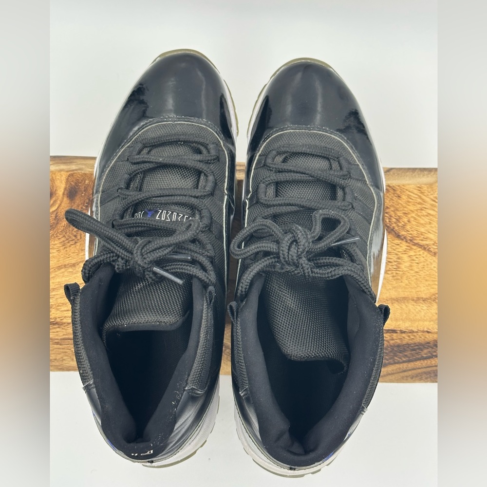 Jordan 11 “Space Jam”